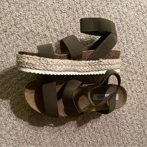 Steve Madden Platform Sandals
